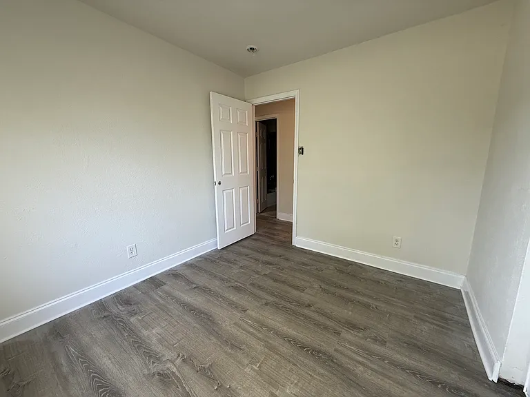 3527 Cotillion Dr — Photo 5
