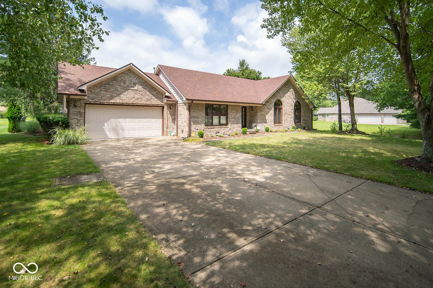 2840 Sunderland Dr photo 1