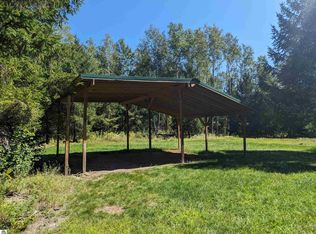 1575 Smith Rd, Gladwin, MI 48624