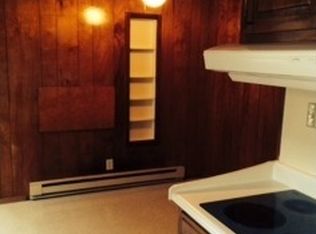 2010 Cameron Ln, Sissonville, WV 25320