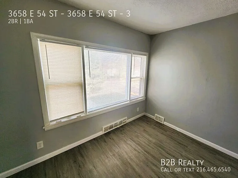 3658 E 54th St #3 — Photo 7
