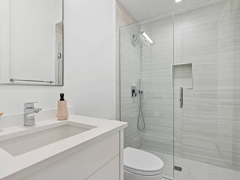 17 White Oak Ln — Photo 17