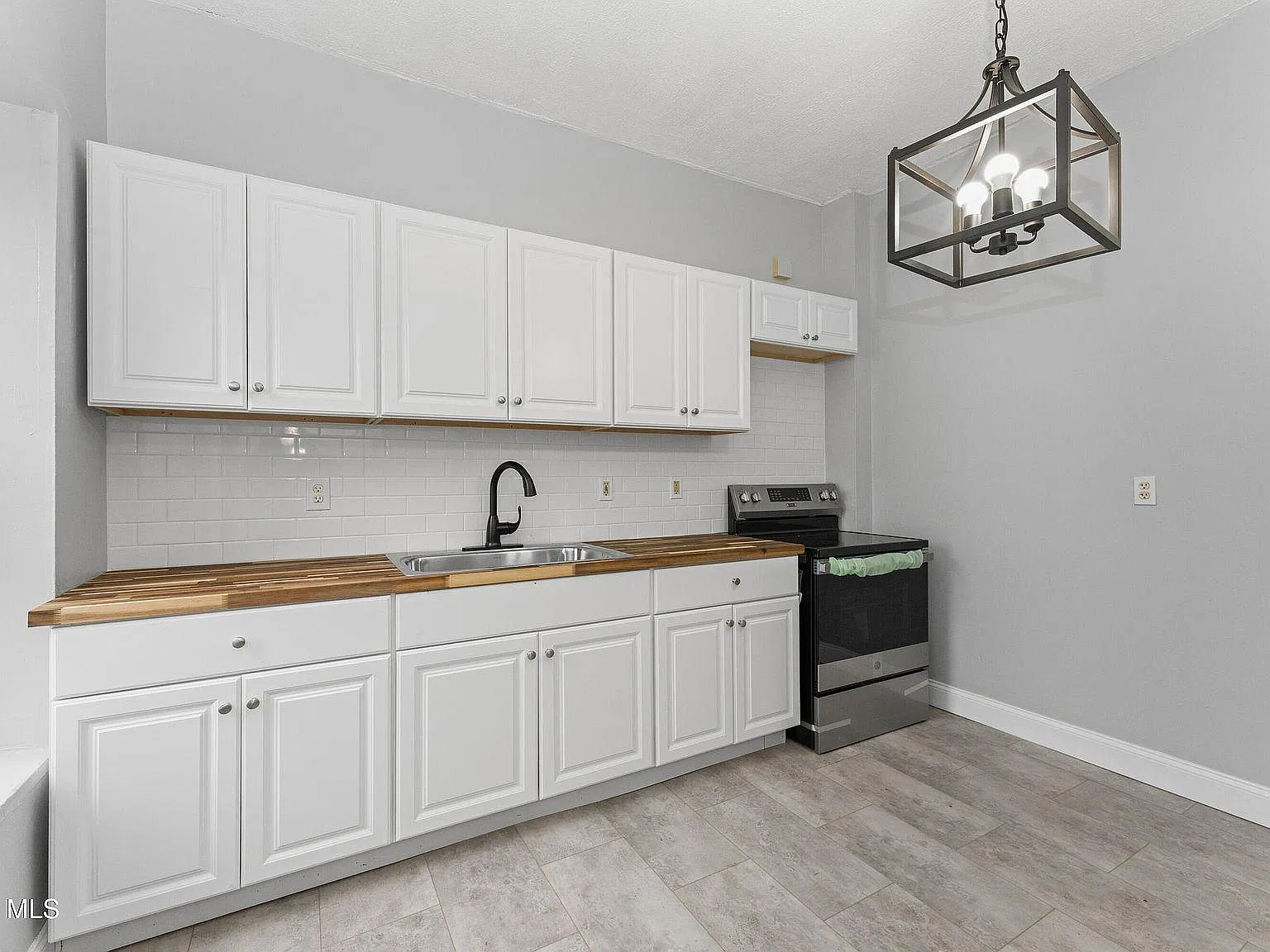 2 bed, 800 sqft, $1,480 — Photo 3
