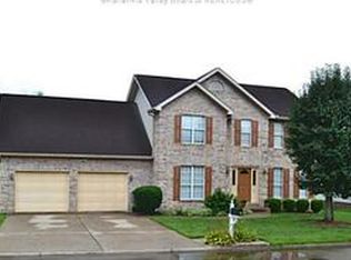 307 Fletcher Ln, Hurricane, WV 25526