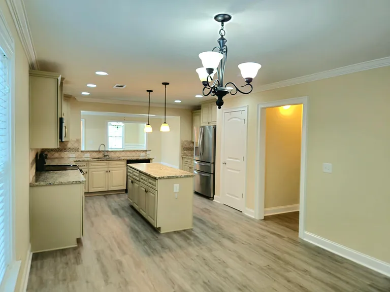 653 Deer Run Rd — Photo 5