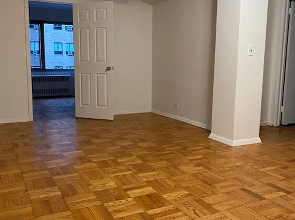 225 E 46th St APT 5C, New York, NY 10017