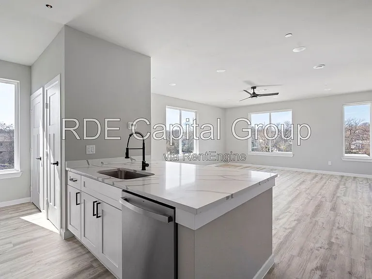 948 S Corinth Street Rd #1 — Photo 13