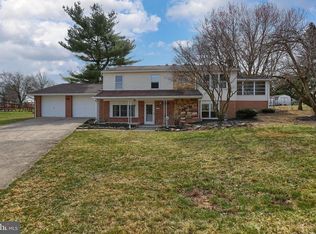 6363 Locust Ln, Mechanicsburg, PA 17050