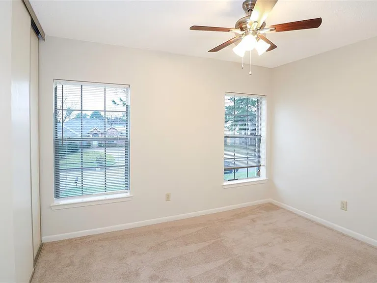 2630 Anthony Hay Ln — Photo 17
