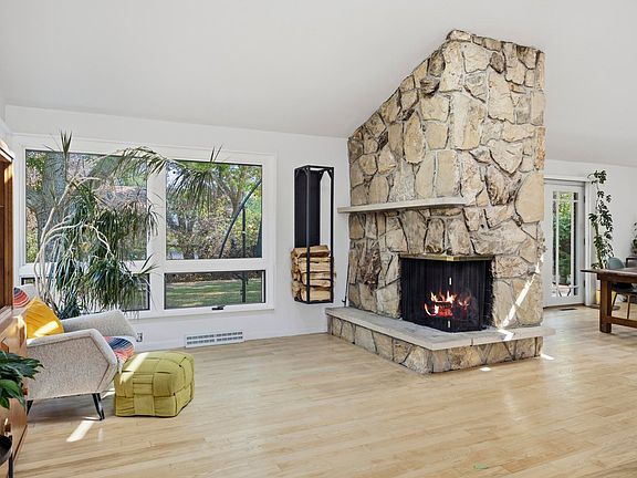 5th image of 1531 W 29th St