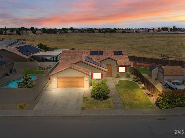 6814 Clear Water Creek Way, Bakersfield, CA 93311
