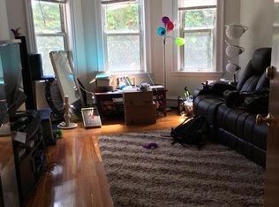 106 Thurston St APT 7, Somerville, MA 02145