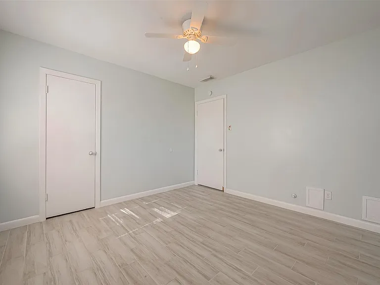 3426 Bradford St — Photo 33