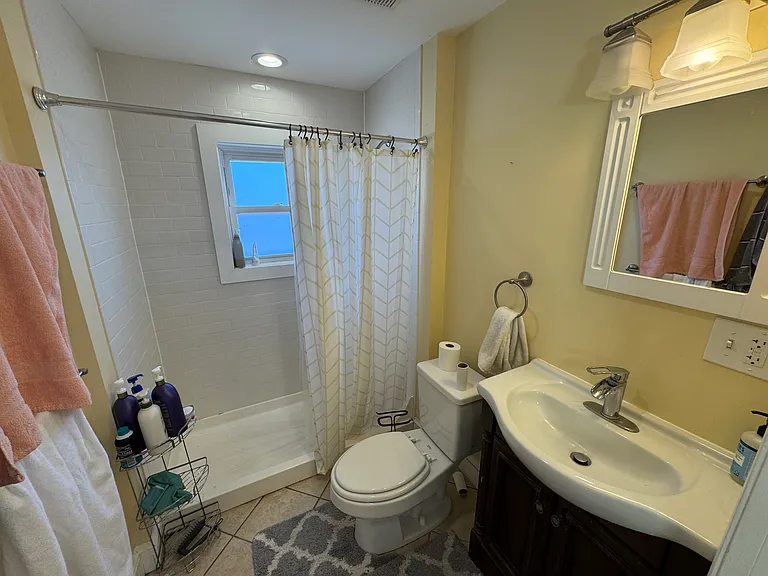 208 Holland St #3 — Photo 13