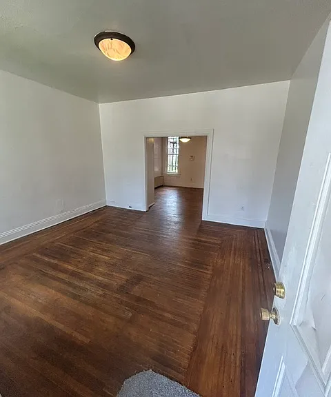 265 W Jackson St — Photo 2