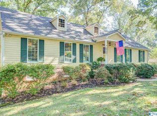 5823 Jones Valley Dr SE, Huntsville, AL 35802