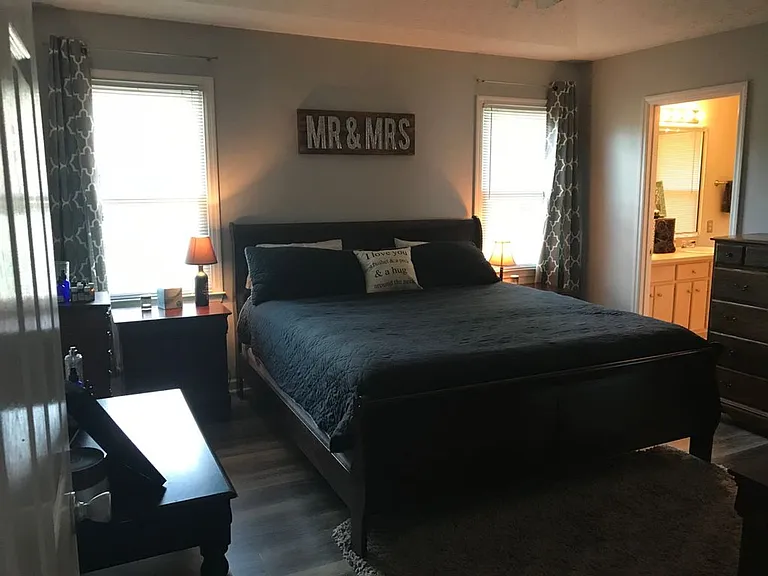 5577 Terrace Pointe Ct — Photo 18