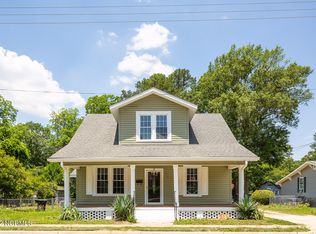 211 E Johnson St, Clinton, NC 28328