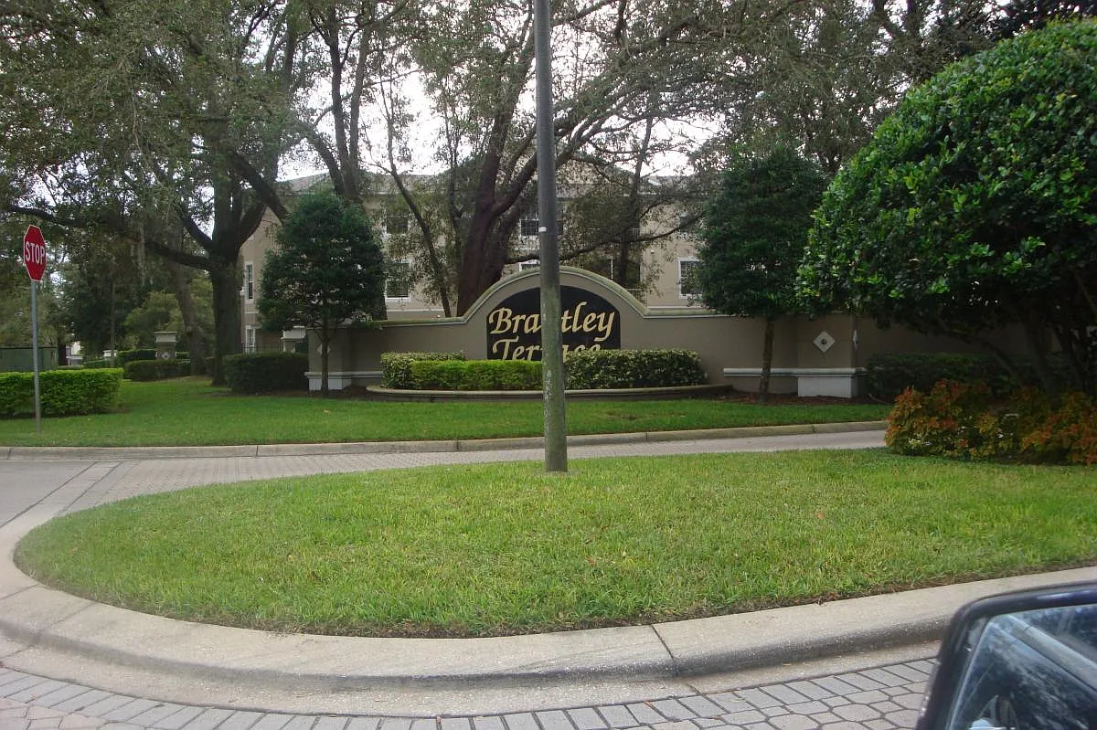 Photo 1 of 15 - 583 Brantley Terrace Way #202 - Altamonte Springs, FL Primary Photo - 583 Brantley Terrace Way #202