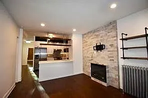 228 Maple St #2 — Photo 3