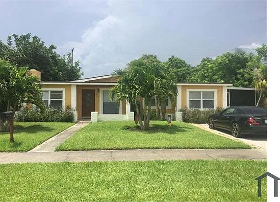 5 bed, 1517 sqft, $4,600 — Photo 1