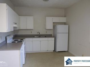 111 Wainaku St APT G, Hilo, HI 96720