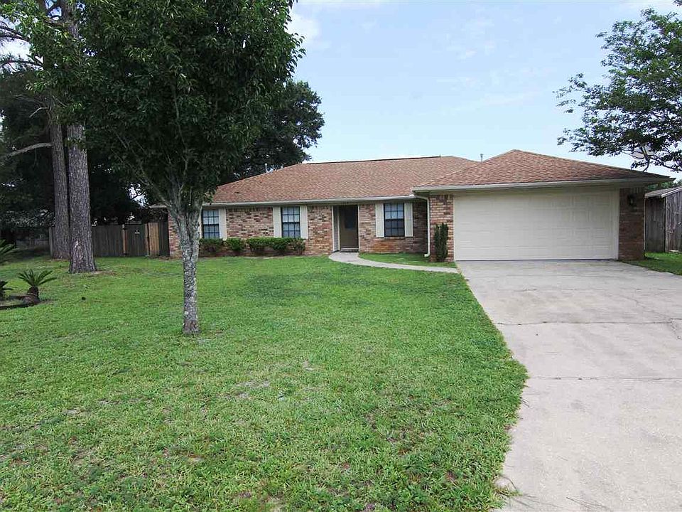 1st image of 557 Tarkiln Oak Cir