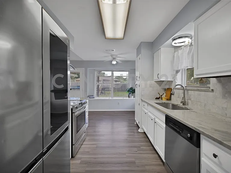 7357 Channel View Dr — Photo 5