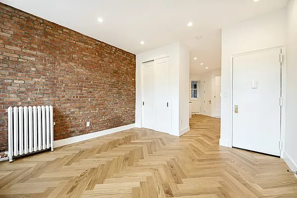 Rented by Compass | media 8