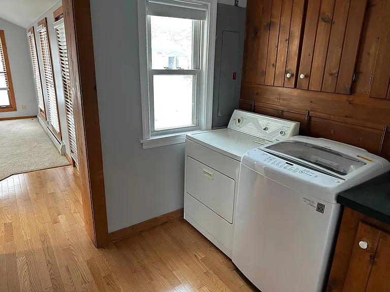 148 Augusta St — Photo 12