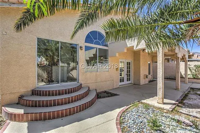 8838 Dove Cove Dr — Photo 25