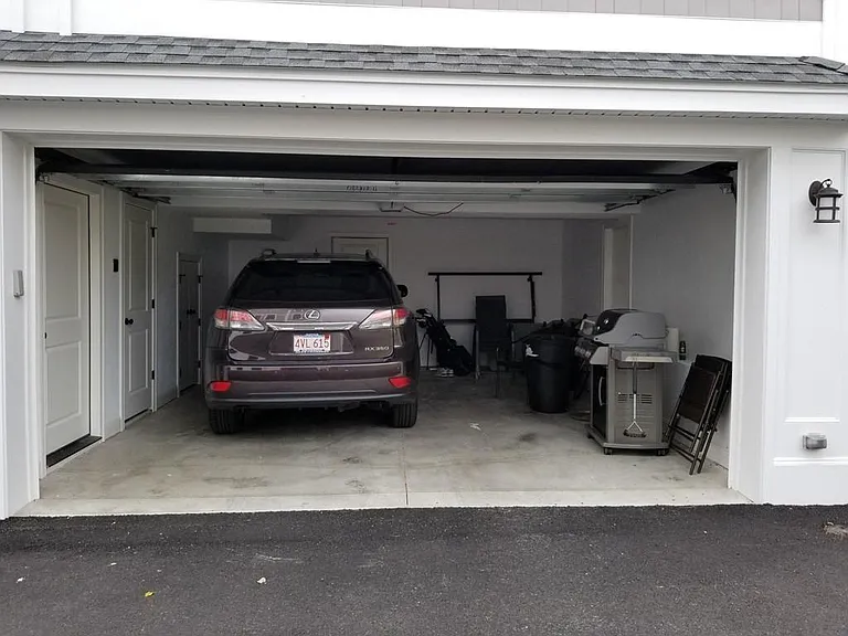 40 Cushing St #1 — Photo 10
