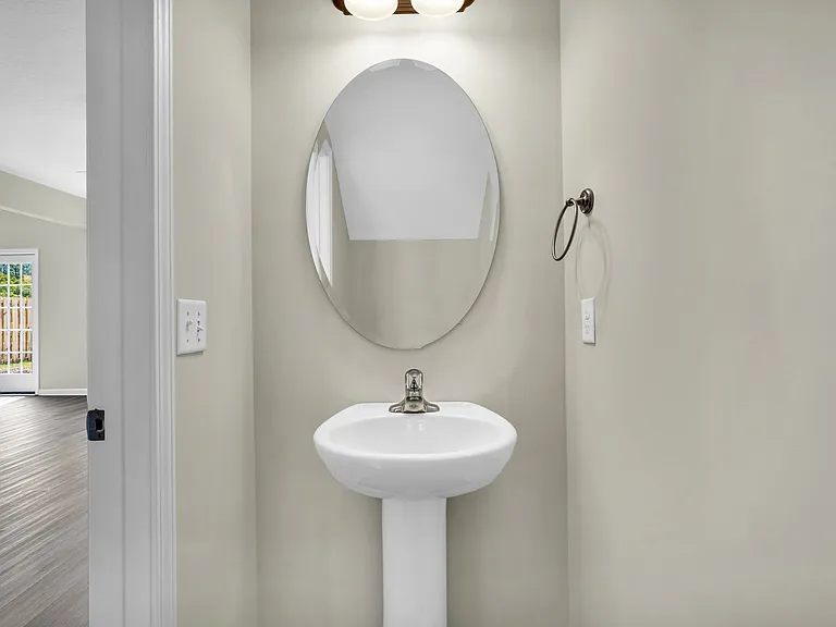Downstairs Half-Bath (entry hallway)