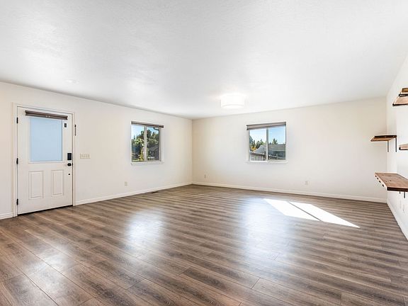 4th image of 1582 S Uinta View Cir