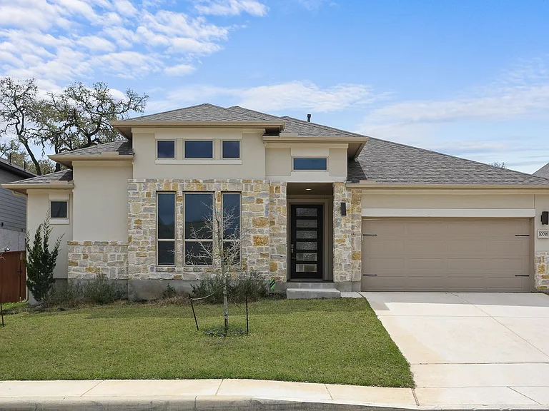 10016 Rebecca Pl — Photo 1