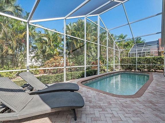 2nd image of 375 Pindo Palm DR