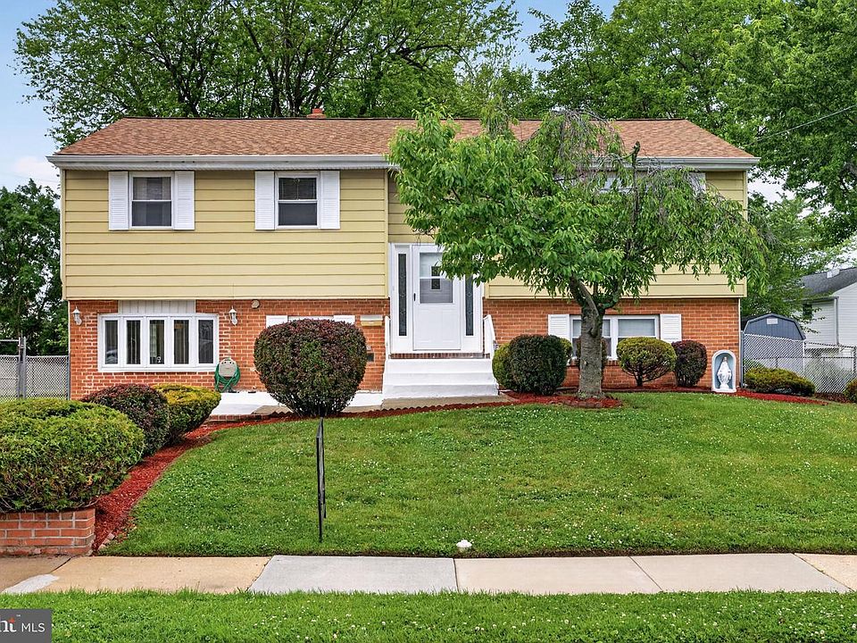 1st image of 46 Trinity Ave