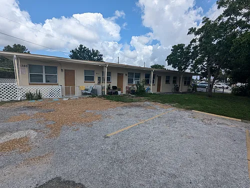 6380 Haines Rd N Photo 1