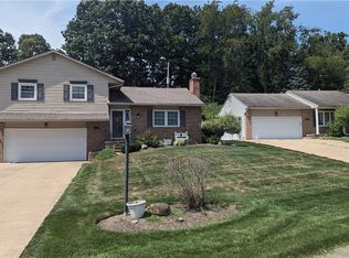 915 Bellarbor Ave NW, Canton, OH 44708