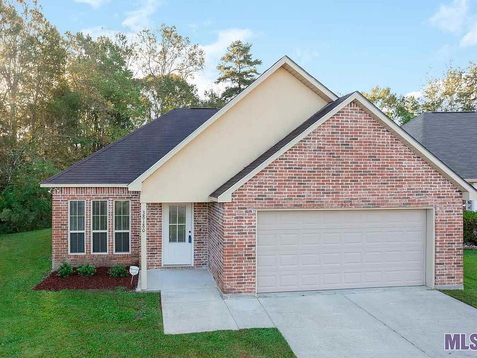 1st image of 38180 Shelby Dr