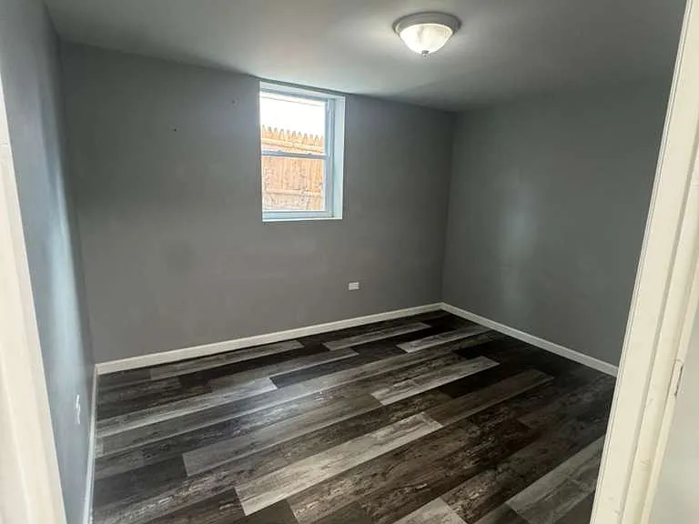 365 Remington St — Photo 9