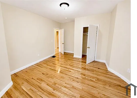 19 Dunlap St #1 — Photo 2