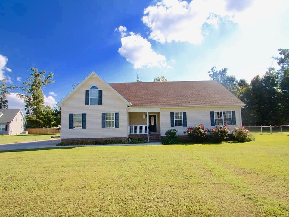 1st image of 739 Indian Springs Cir