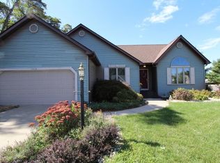 51831 Covered Wagon Trl, Granger, IN 46530