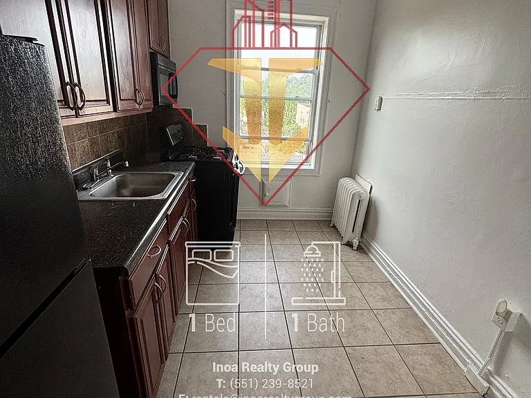 485 Garfield Ave #14 — Photo 4