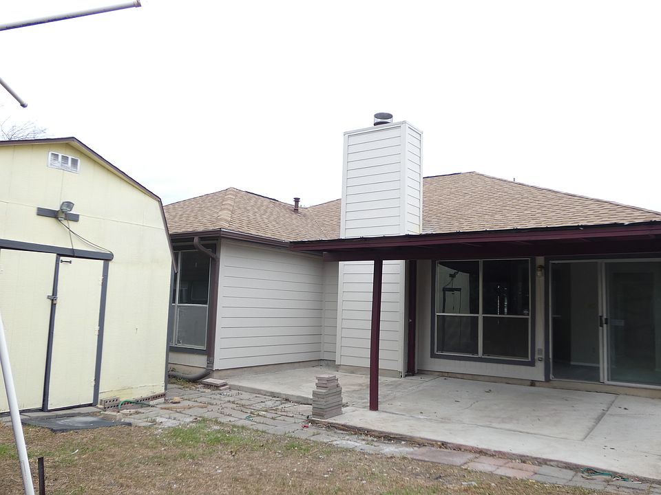 1st image of 5107 Lakebend East Dr