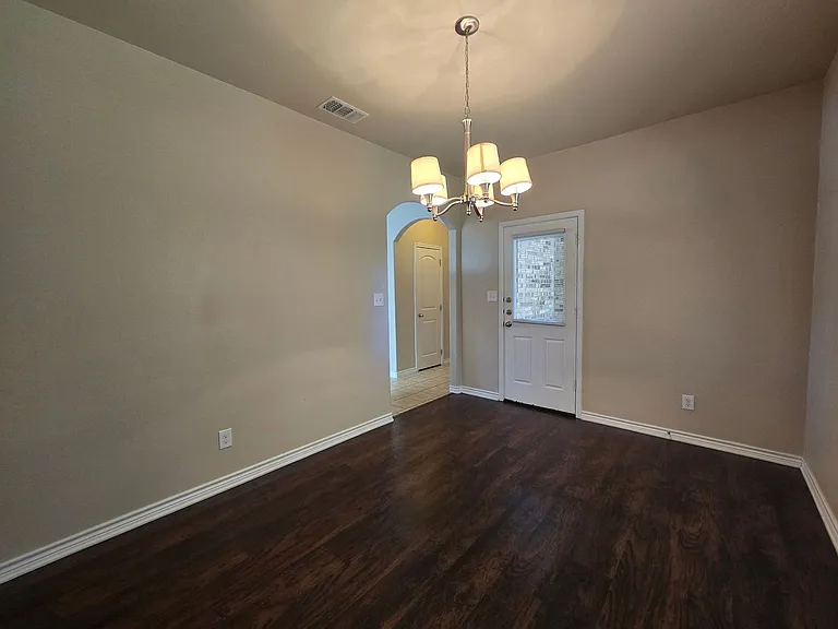 1101 Grace Point Dr #B — Photo 8