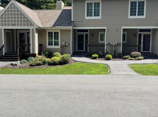 369 Spring Hollow Rd, Hawley, PA 18428