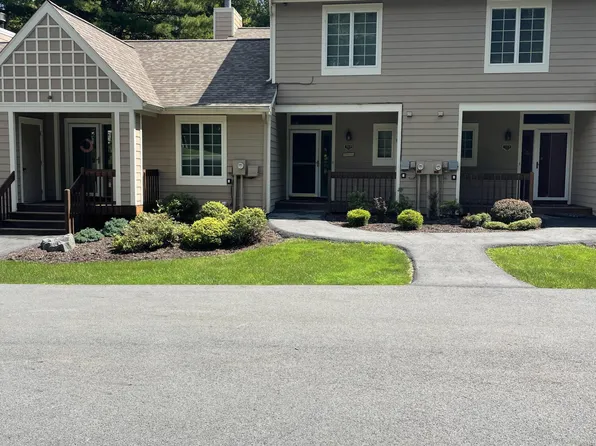 369 Spring Hollow Rd, Hawley, PA 18428