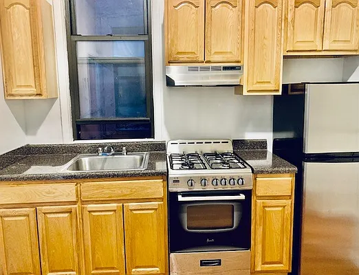 Rented by Veritas Property Management | media 4